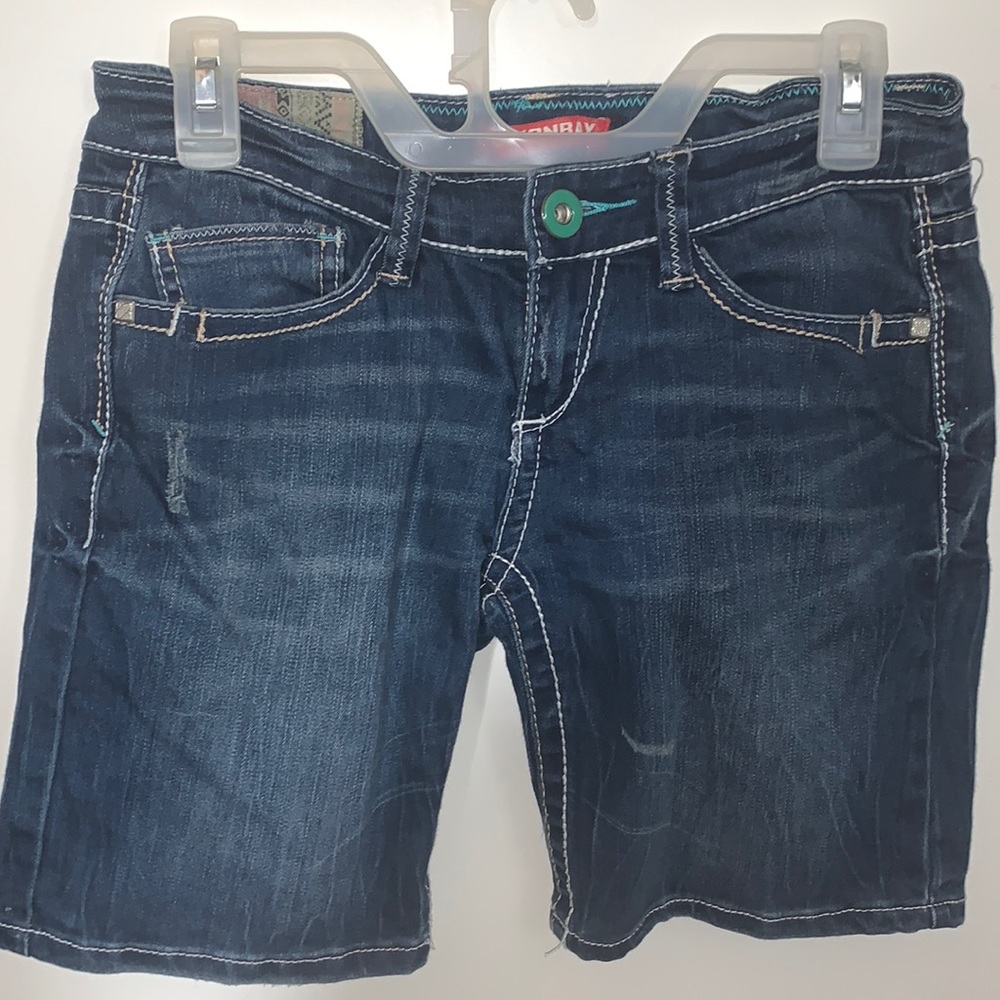 Union Bay. Jean Shorts. Size 3.